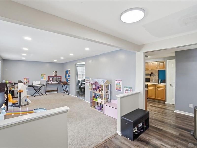 7240 Claybeck Drive, Huber Heights, OH 45424 Photo 14