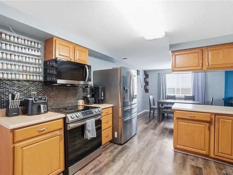 7240 Claybeck Drive, Huber Heights, OH 45424 Photo 17