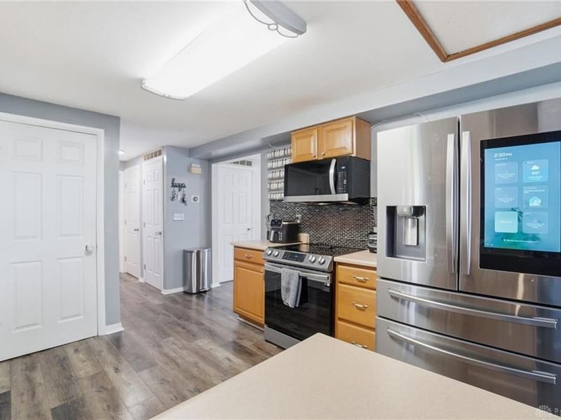 7240 Claybeck Drive, Huber Heights, OH 45424 Photo 18