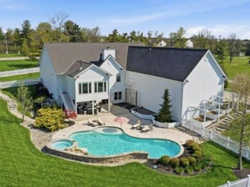 6661 Irwin Simpson Road, Deerfield Township, OH 45040 Photo 4