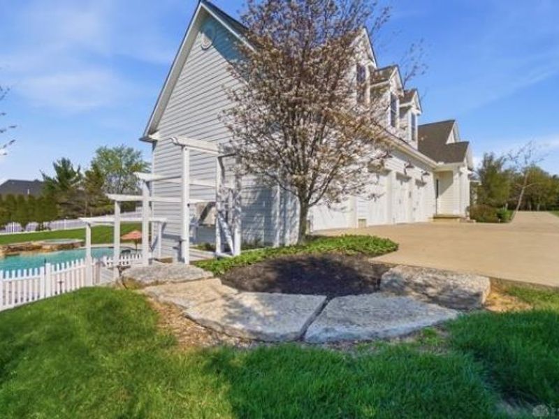 6661 Irwin Simpson Road, Deerfield Township, OH 45040 Photo 96