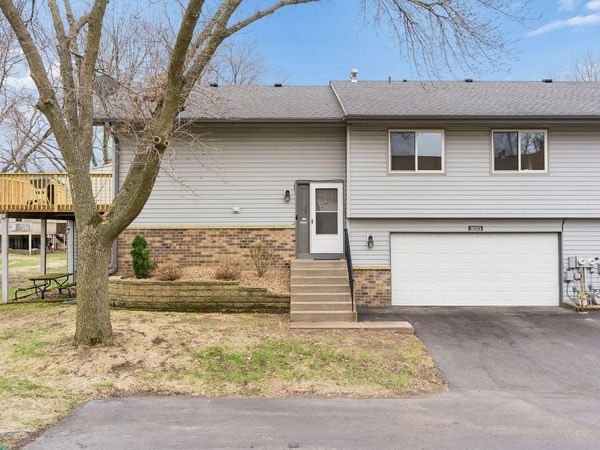 3553 Avon Drive, Woodbury, MN 55125