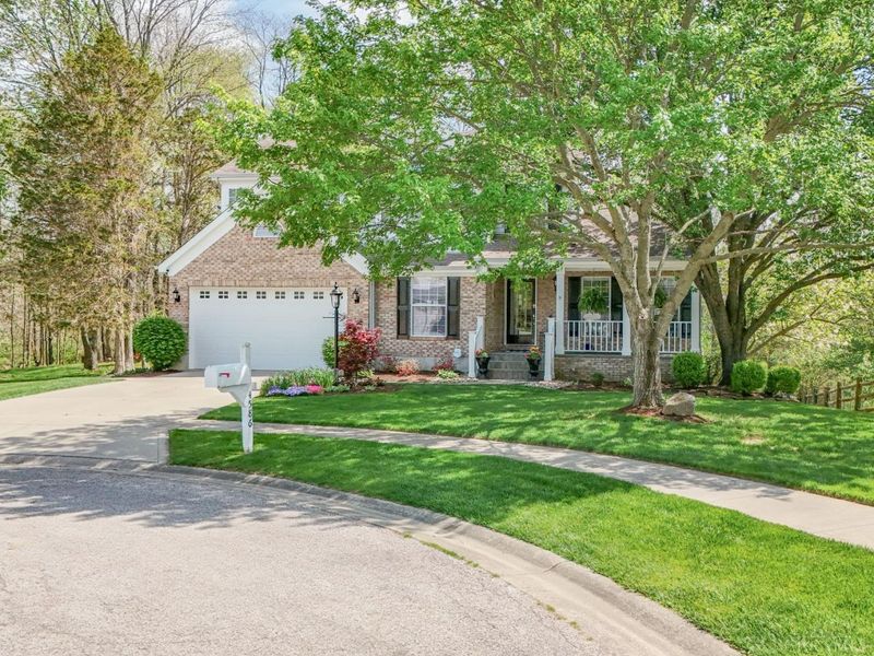 4586 Helmsdale Court, Batavia, OH 45103 Photo 3