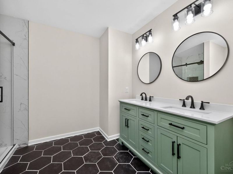 3608 Turnberry, Amelia, OH 45102 Photo 36