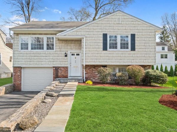 53 Jennings Road , White Plains, NY 10605