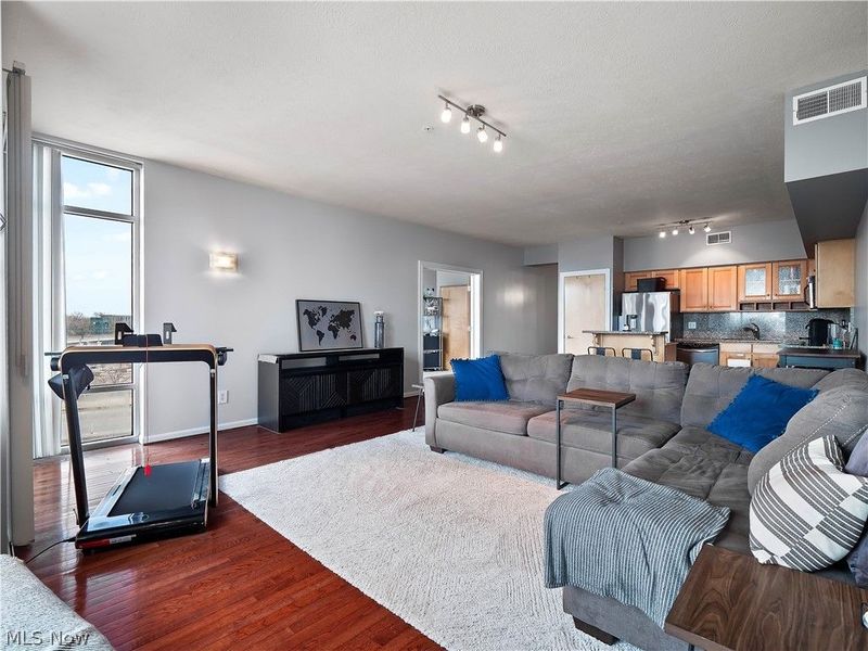 2222 Detroit Avenue , Unit 1009, Cleveland, OH 44113 Photo 15