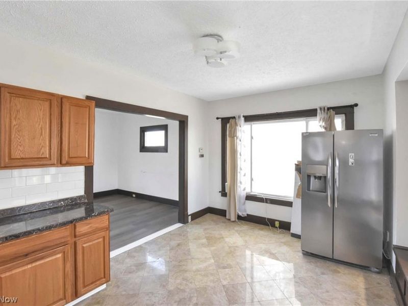 2037 Bunts Road, Lakewood, OH 44107 Photo 10