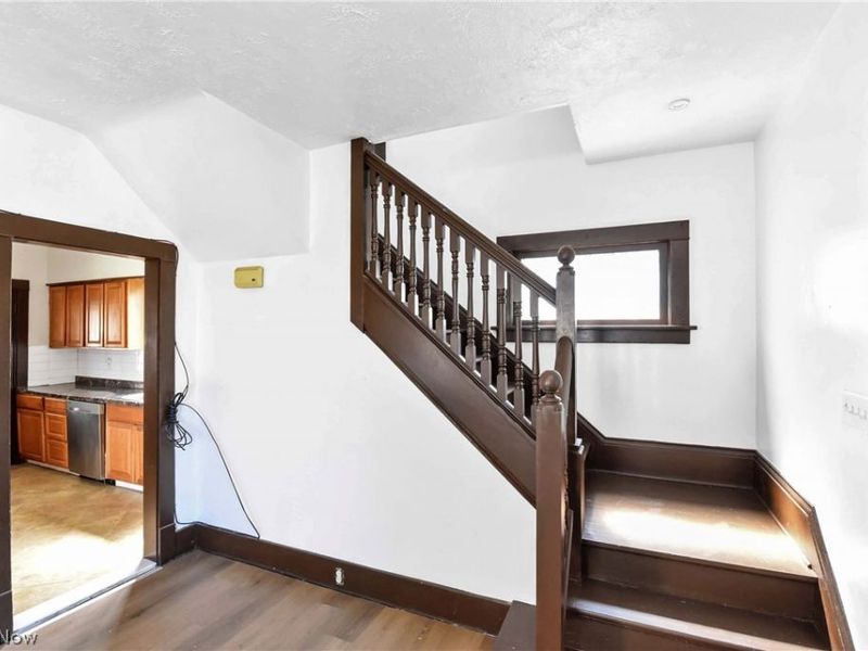 2037 Bunts Road, Lakewood, OH 44107 Photo 13