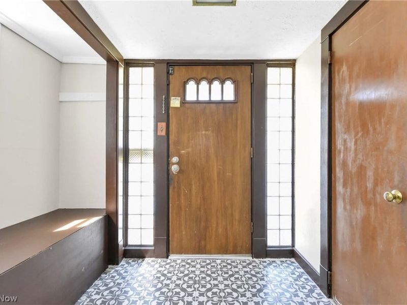 2037 Bunts Road, Lakewood, OH 44107 Photo 6