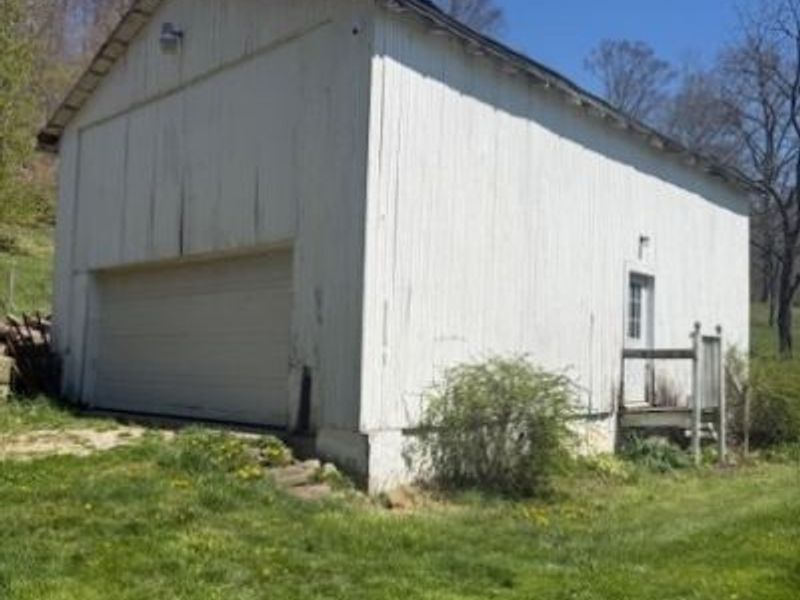 24514 County Road 24, Coshocton, OH 43812 Photo 9