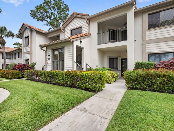 1103 Duncan Circle, Unit 202, Palm Beach Gardens, FL 33418