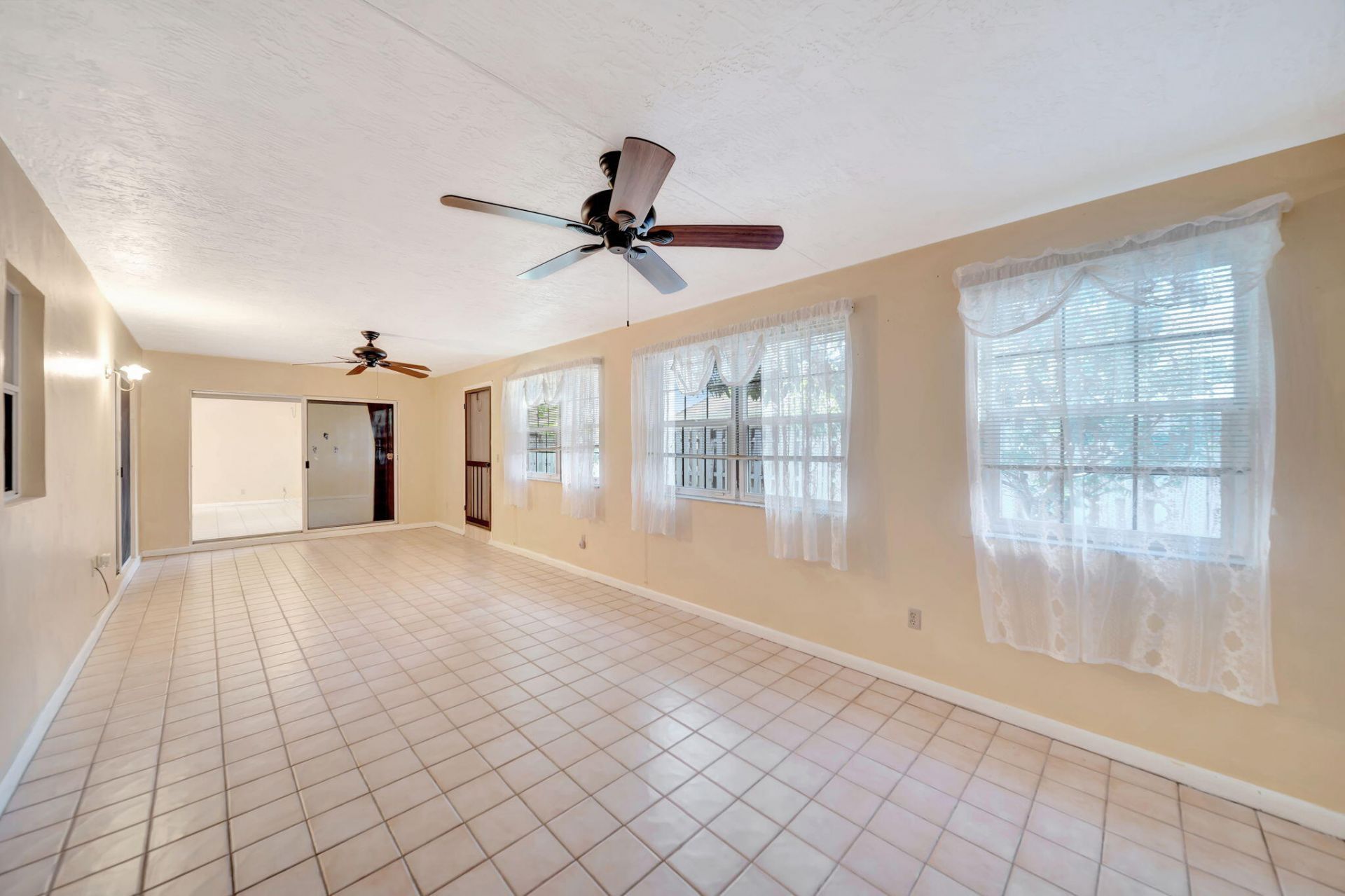 10308 Welleby Isles Lane, Sunrise, FL 33351 Photo