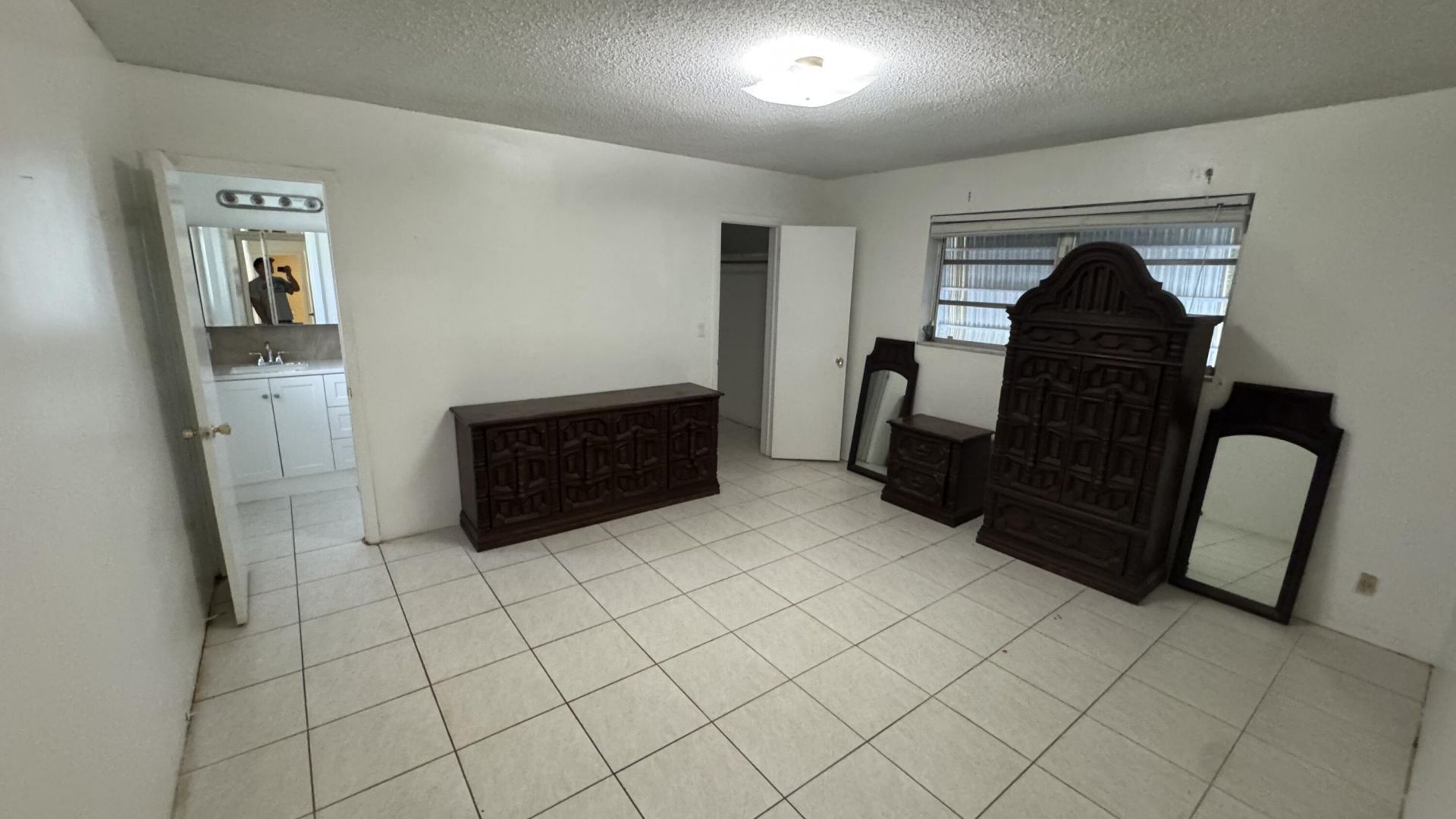 5401 W Park Road, Hollywood, FL 33021 Photo