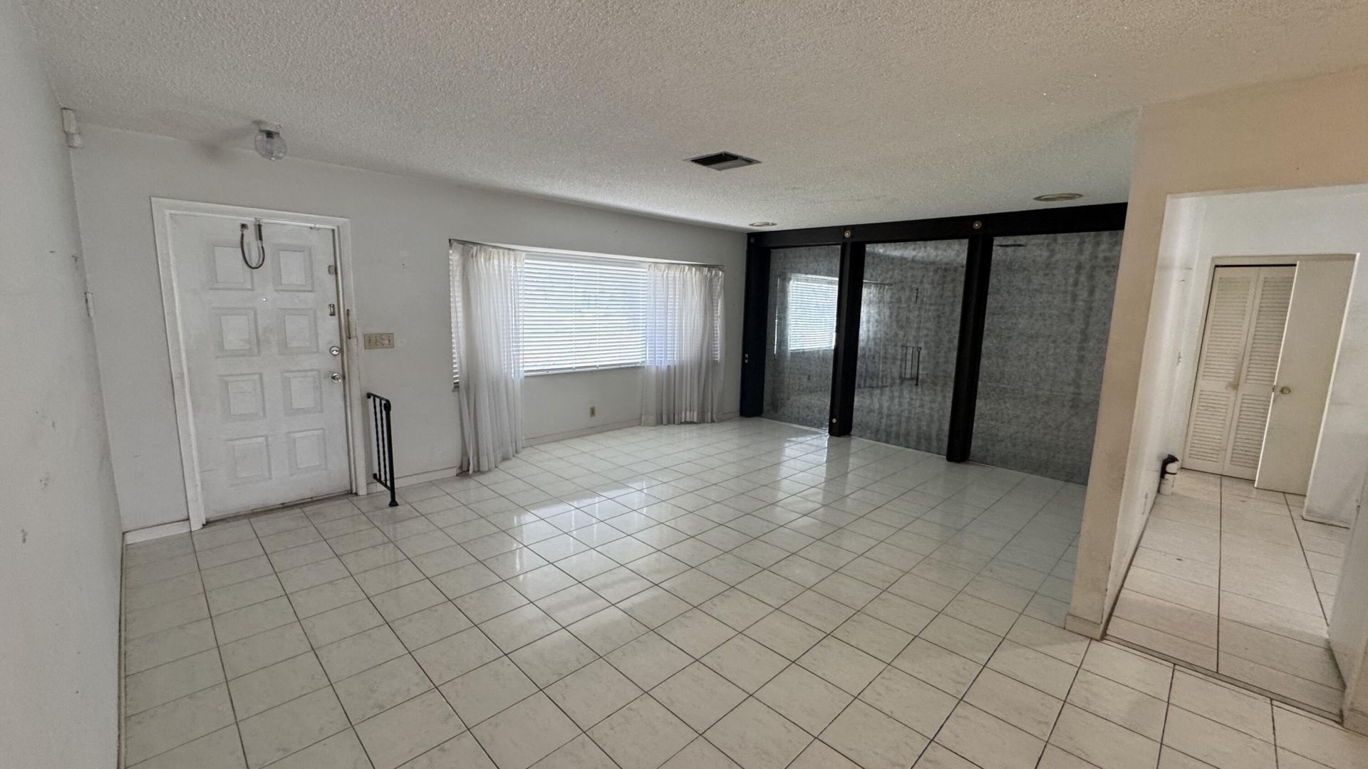 5401 W Park Road, Hollywood, FL 33021 Photo