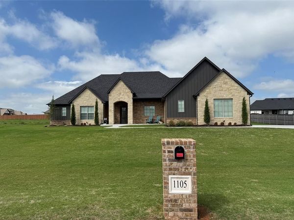 1105 Dorsi Way, Newcastle, OK 73065