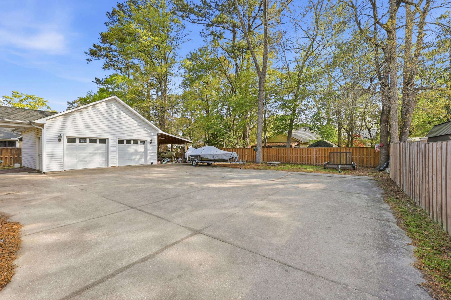 904 Collins St.  Photo 25