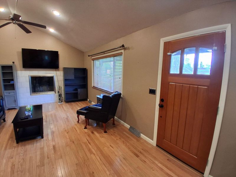 3735 Conway Drive, Columbus, OH 43227 Photo 6