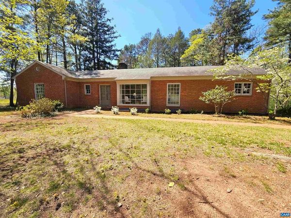 3271 ROSNEY RD, DILLWYN, VA 23936