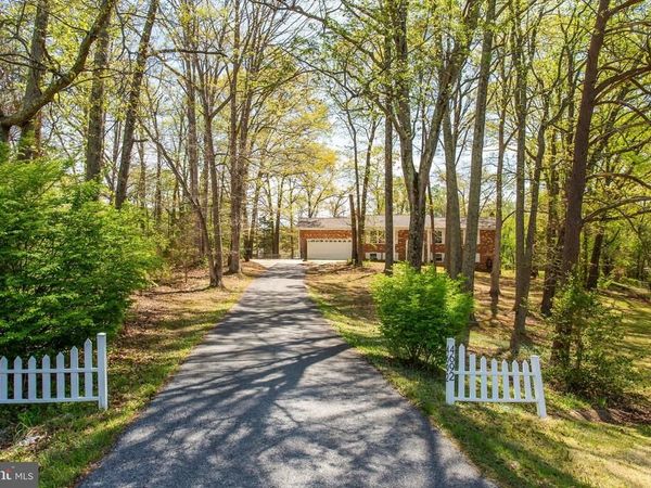 4692 DULEY DRIVE , WHITE PLAINS, MD 20695