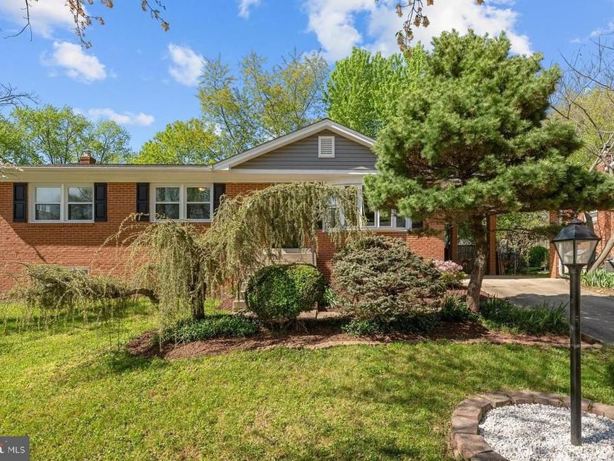 6818 Groveton Drive , Clinton, MD 20735 Main Photo