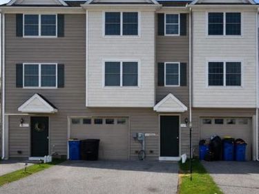 740 KENTWELL DRIVE, YORK, PA 17406