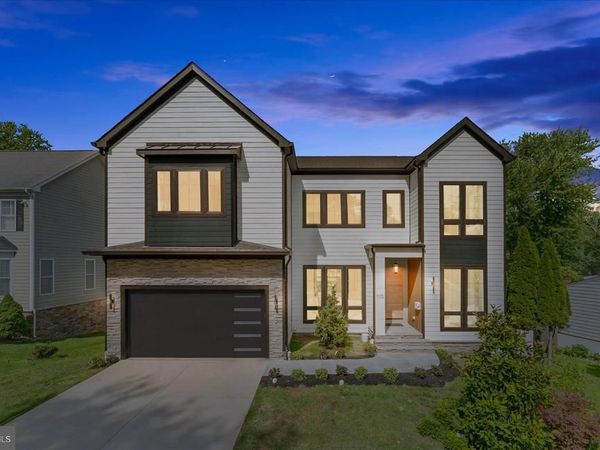 1110 HILLCREST DRIVE SW, VIENNA, VA 22180