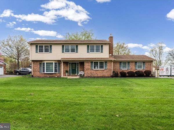 18 KIMMIE COURT , BEAR, DE 19701