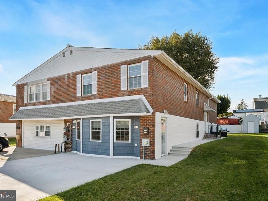 15014 Theresa Drive , Philadelphia, PA 19116 Main Photo