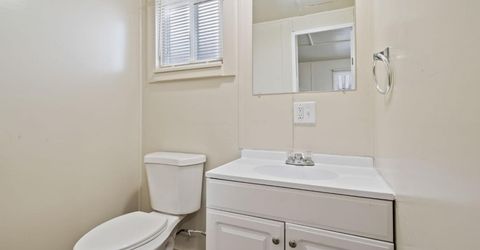 5575 Old Highway 53 Hwy #7, Clearlake, CA 95422 Photo