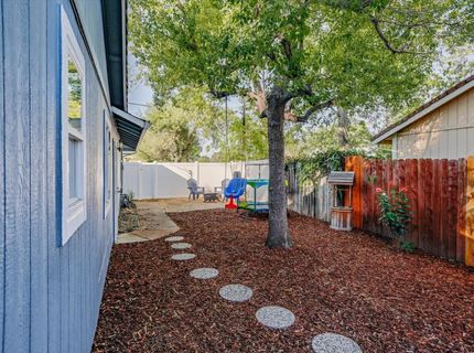 3680 Maple St, Rocklin, CA 95677 Photo