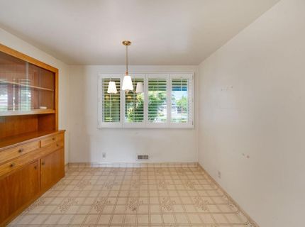 7341 S Land Park Dr, Sacramento, CA 95831 Photo