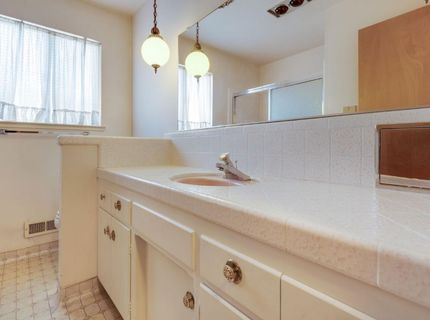 7341 S Land Park Dr, Sacramento, CA 95831 Photo