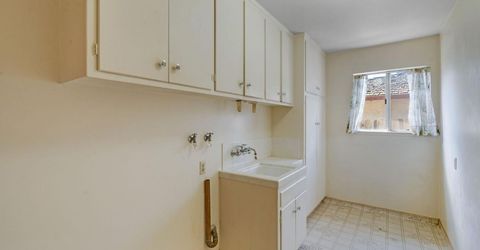 7341 S Land Park Dr, Sacramento, CA 95831 Photo