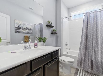 2050 Monteagle Ct, Plumas Lake, CA 95961 Photo