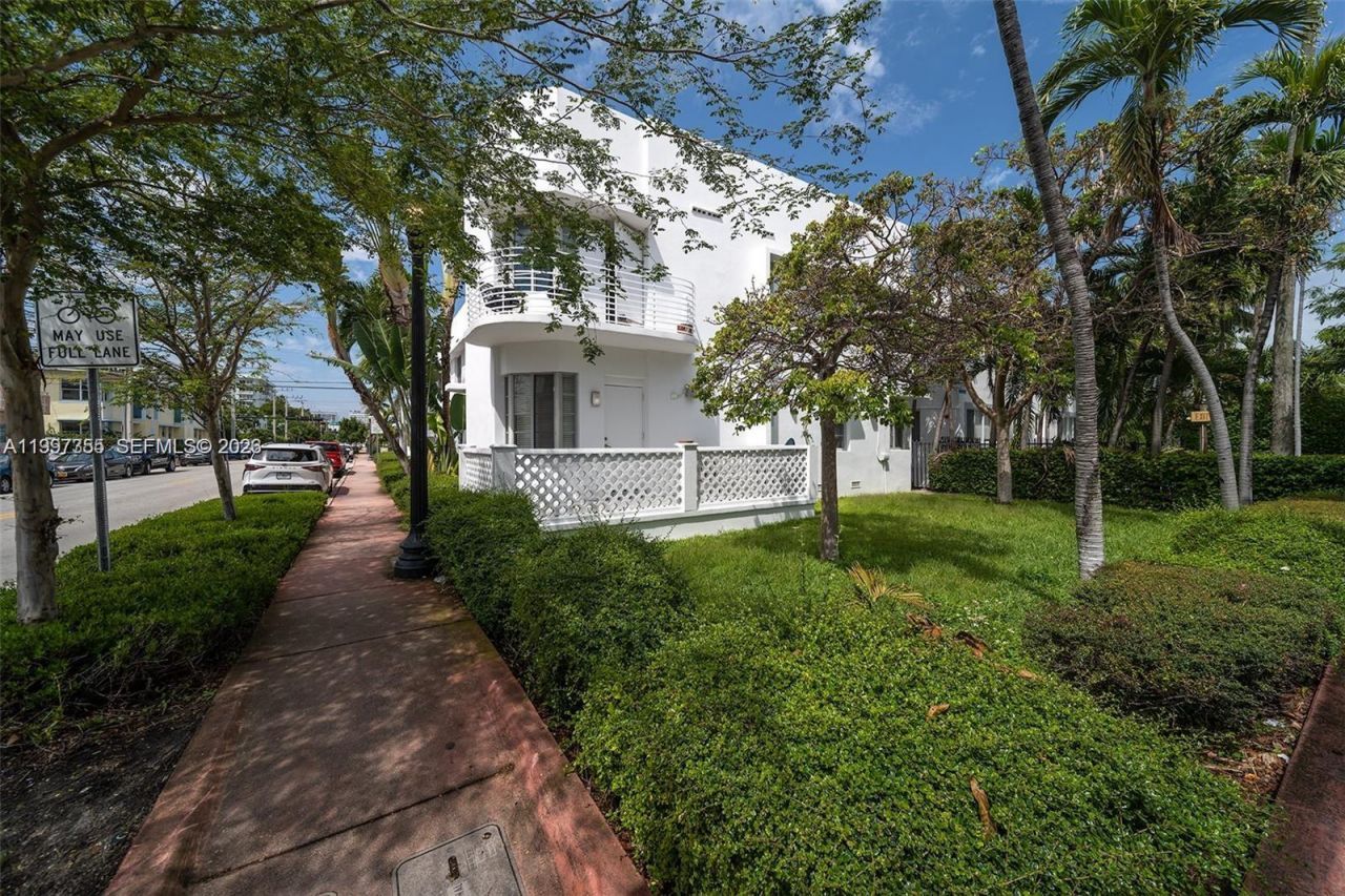 601 11th St, Unit 206, Miami Beach, FL 33139 Photo