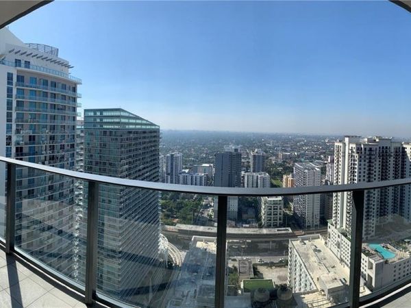 1000 Brickell Plz, Unit 3904, Miami, FL 33131