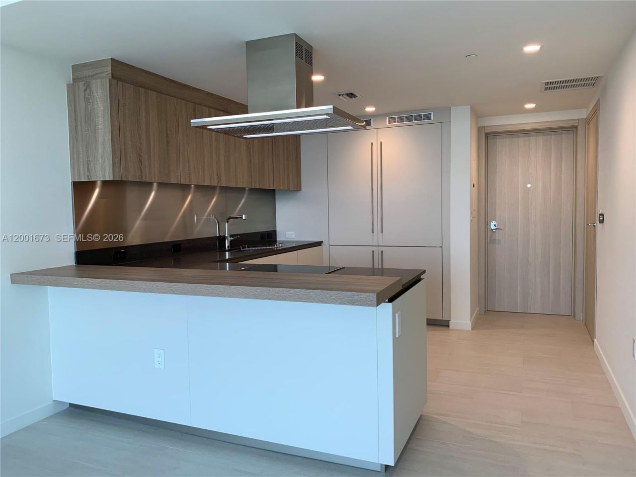 1000 Brickell Plz, Unit 3904, Miami, FL 33131 Photo