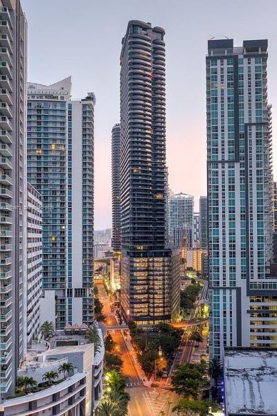 1000 Brickell Plz, Unit 3904, Miami, FL 33131 Photo