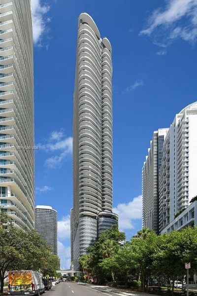1000 Brickell Plz, Unit 3904, Miami, FL 33131 Photo