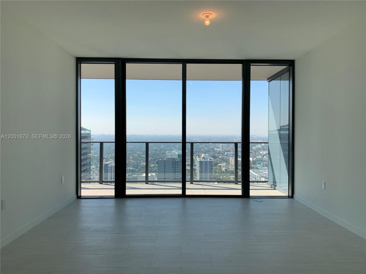 1000 Brickell Plz, Unit 3904, Miami, FL 33131 Photo