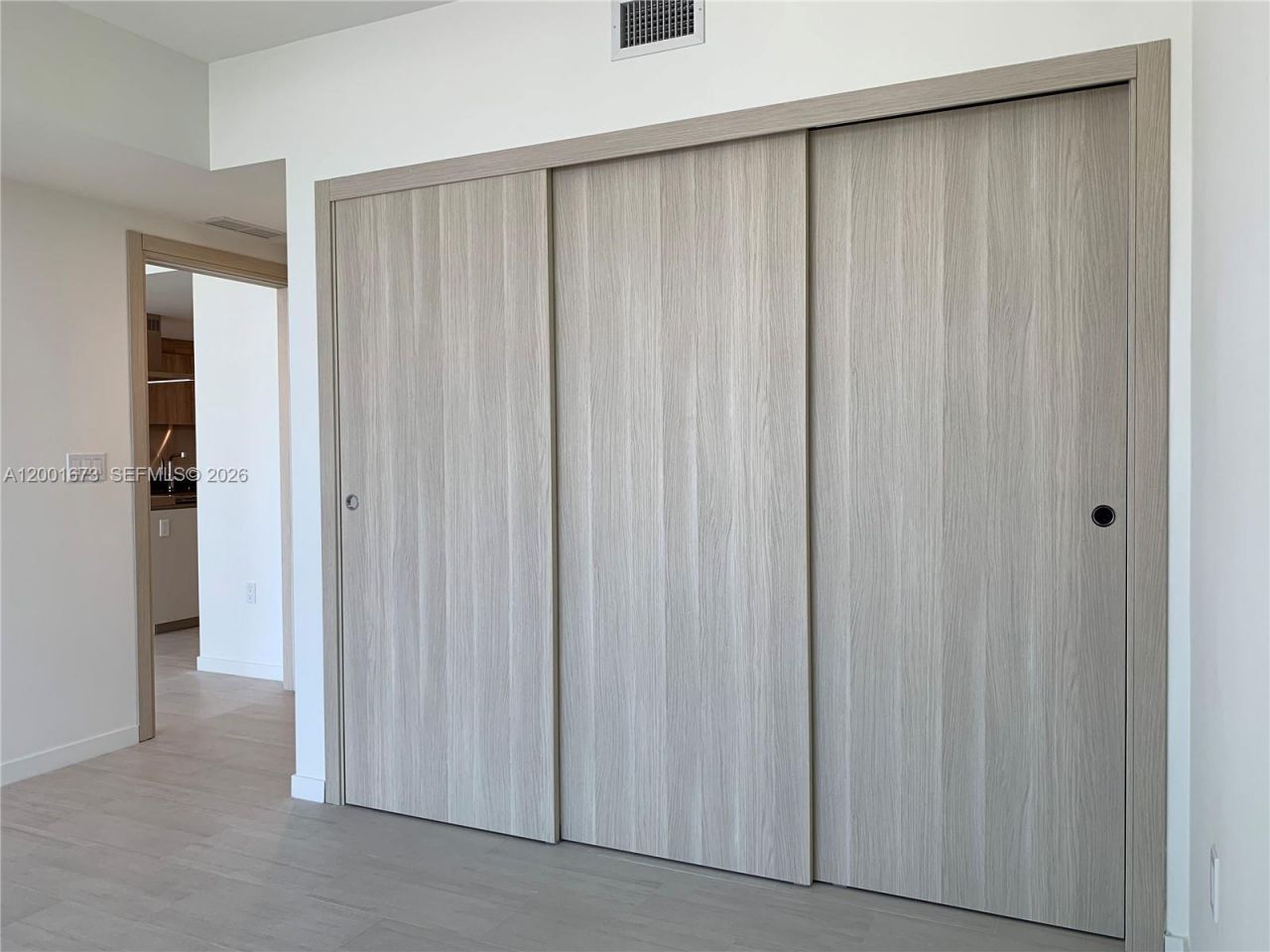 1000 Brickell Plz, Unit 3904, Miami, FL 33131 Photo