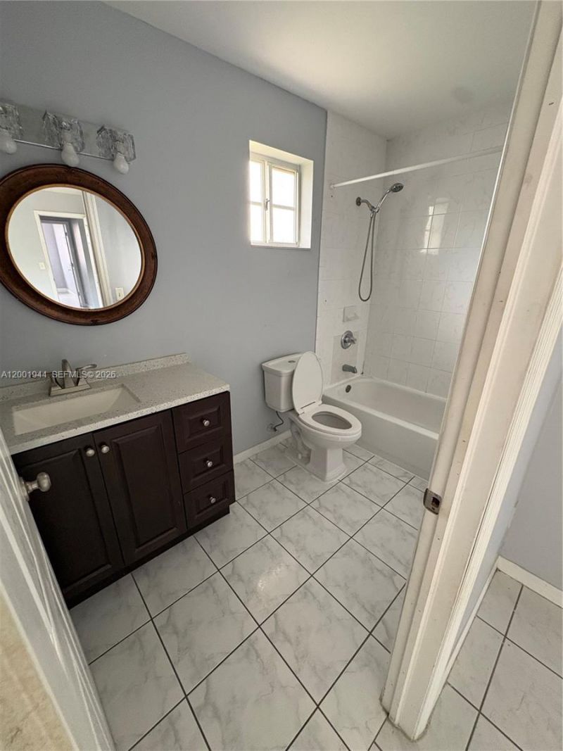 12035 SW 14th St, Unit 105, Miami, FL 33184 Photo
