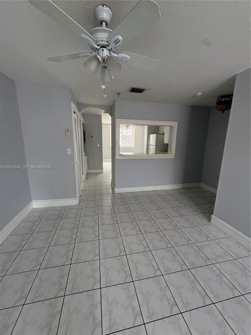 12035 SW 14th St, Unit 105, Miami, FL 33184 Photo