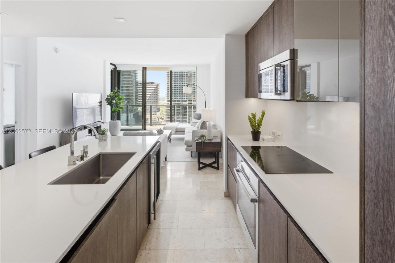 68 SE 6th St, Unit 1106, Miami, FL 33131 Photo