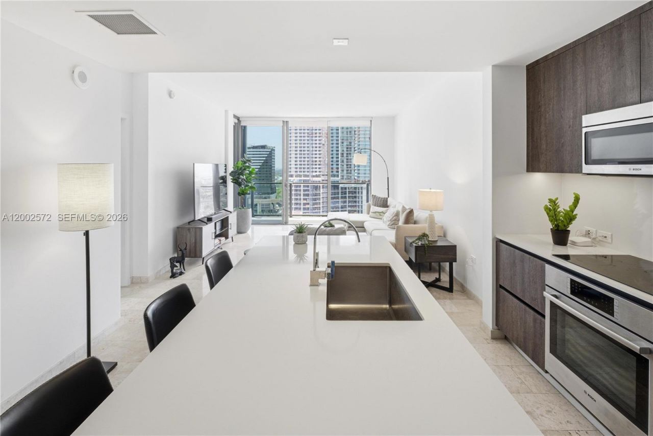 68 SE 6th St, Unit 1106, Miami, FL 33131 Photo
