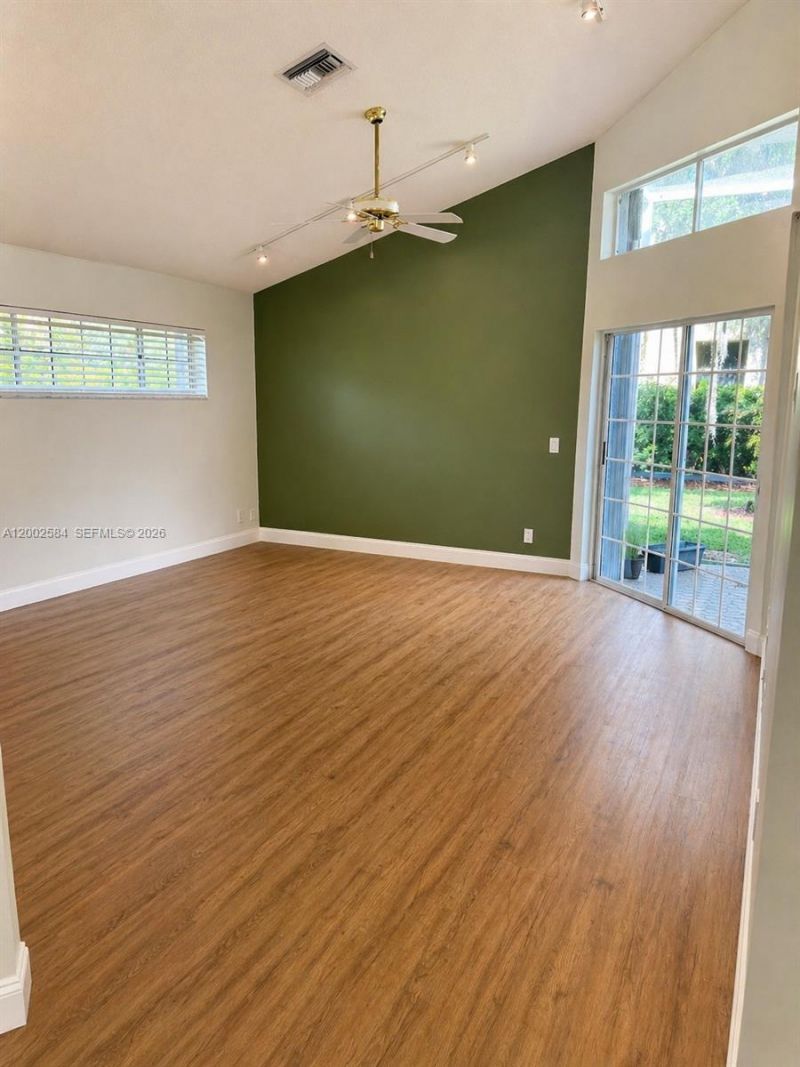 2019 Cove Ln, Weston, FL 33326 Photo