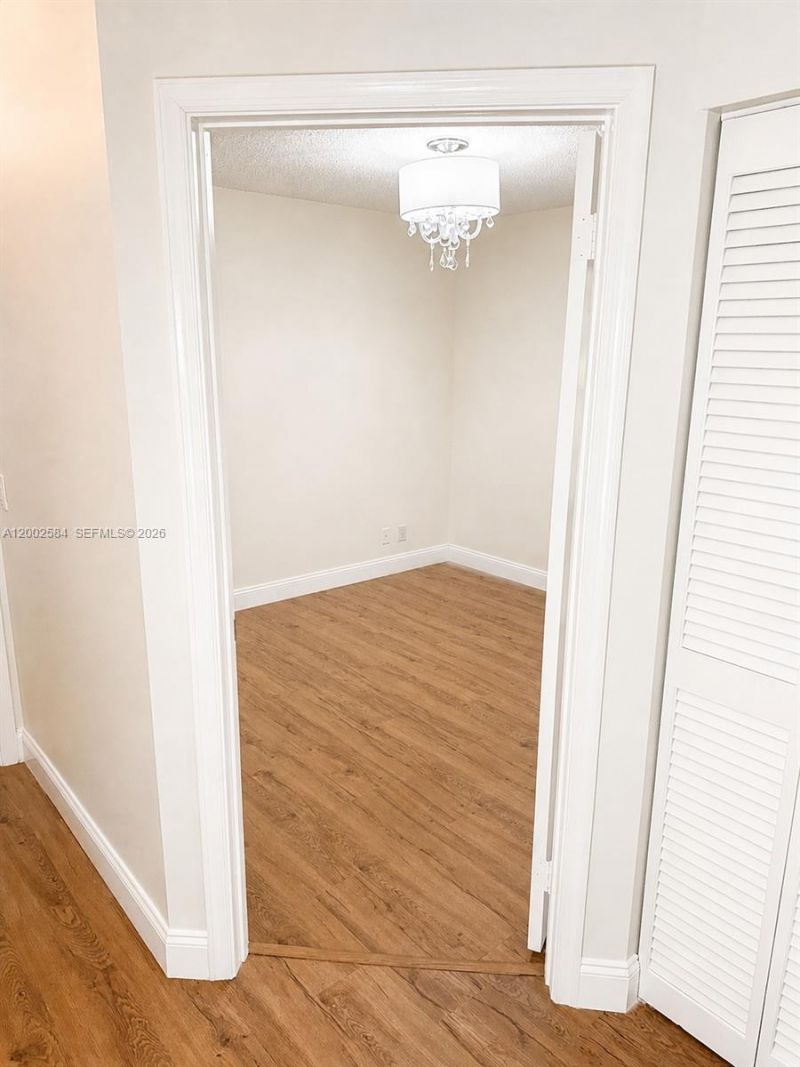 2019 Cove Ln, Weston, FL 33326 Photo