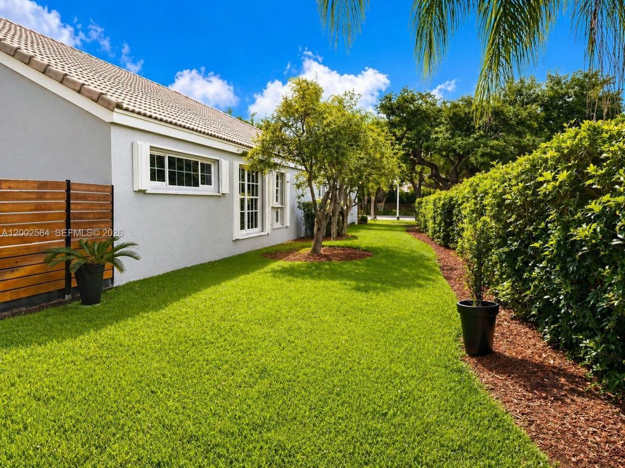 2019 Cove Ln, Weston, FL 33326 Photo