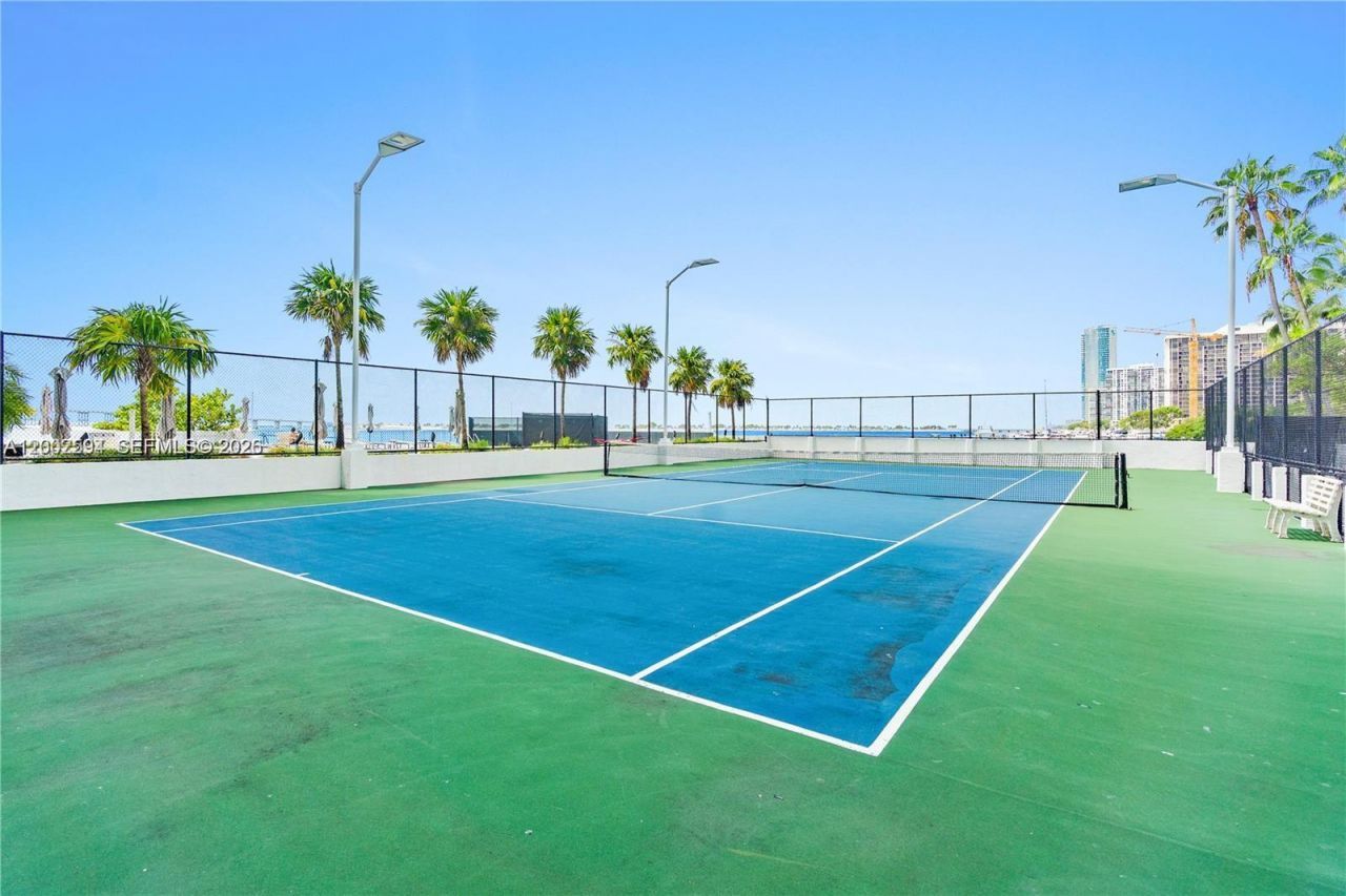 200 SE 15th Rd, Unit 3F, Miami, FL 33129 Photo