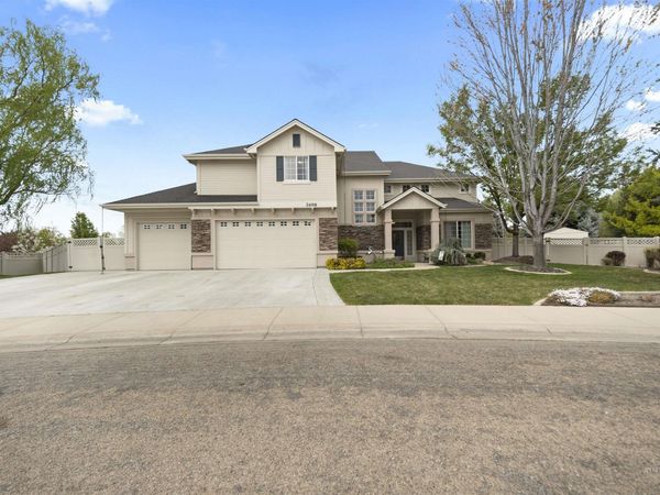 2698 W Torana Dr, Meridian, ID 83646